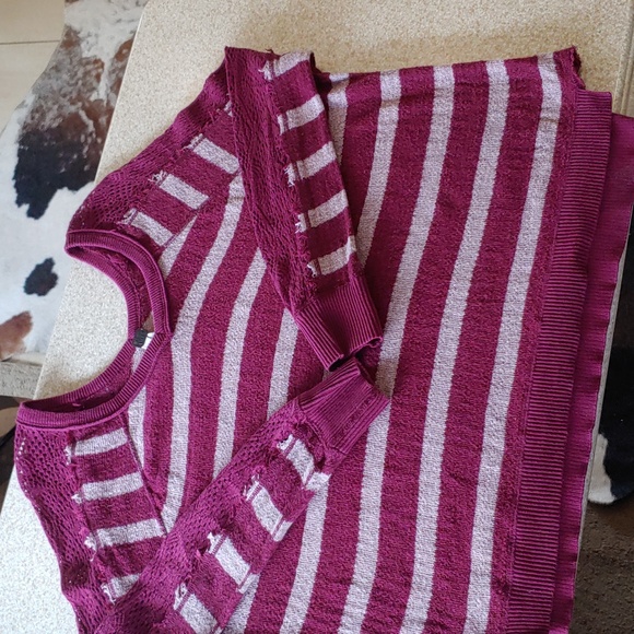 We The Free Oversized V Neck Striped Sweater Size M - Picture 4 of 10